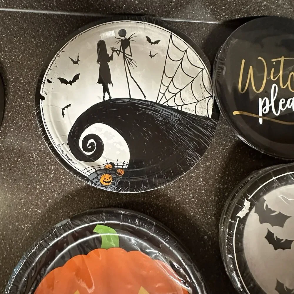 Halloween Paper Plate & Napkin Party Set – 88 Napkins, 82 Plates – Mixed Designs